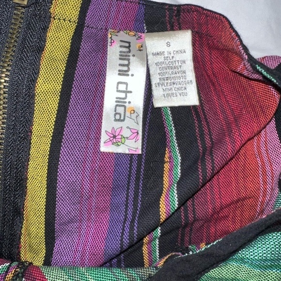 Mimi Chica Serape Baja zip back shorts with front seam details size small - Picture 4 of 6